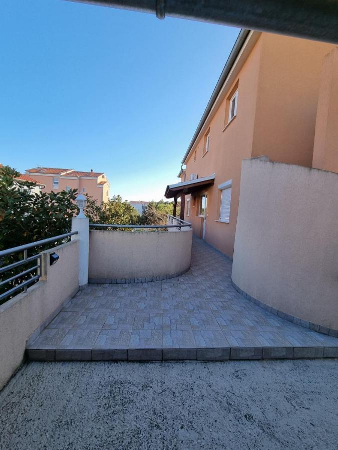 Apartments Vanja Skara Biograd Biograd Na Moru Room photo